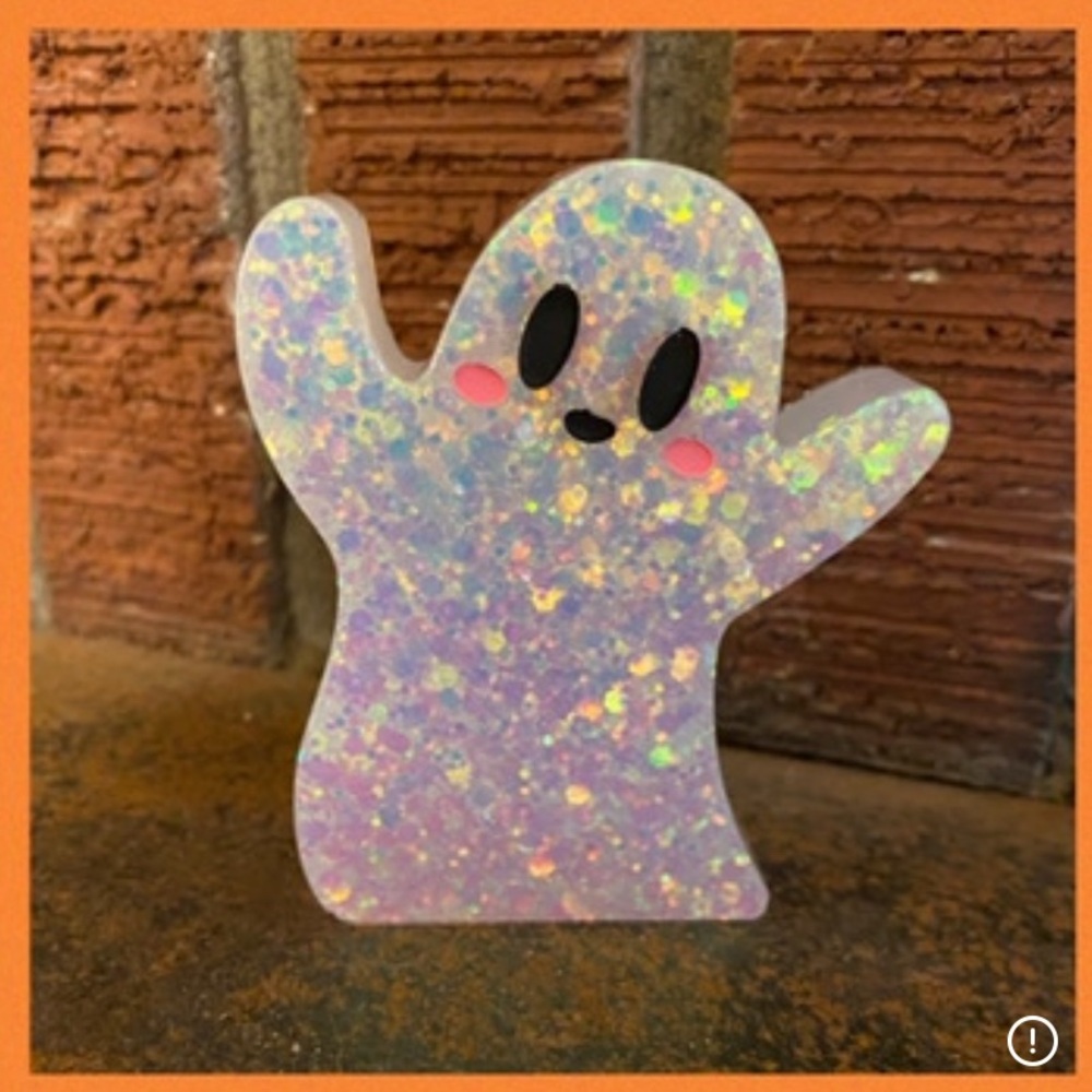 Groovy Glitter Ghostie Halloween Shelf decor, 3 Tier Decor